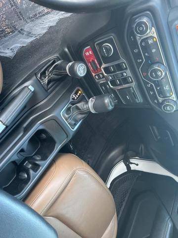 Photo of 2022 Bright White Clearcoat Jeep Wrangler Unlimited