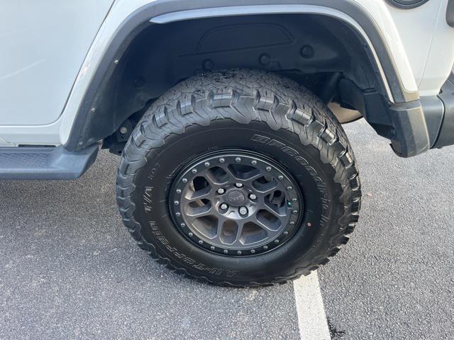 Photo of 2022 Bright White Clearcoat Jeep Wrangler Unlimited