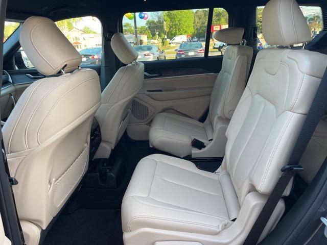 Photo of 2025 Baltic Gray Metallic Clearcoat Jeep Grand Cherokee L