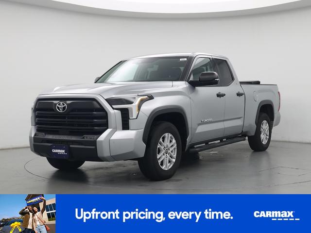 Photo of 2022 Silver Toyota Tundra