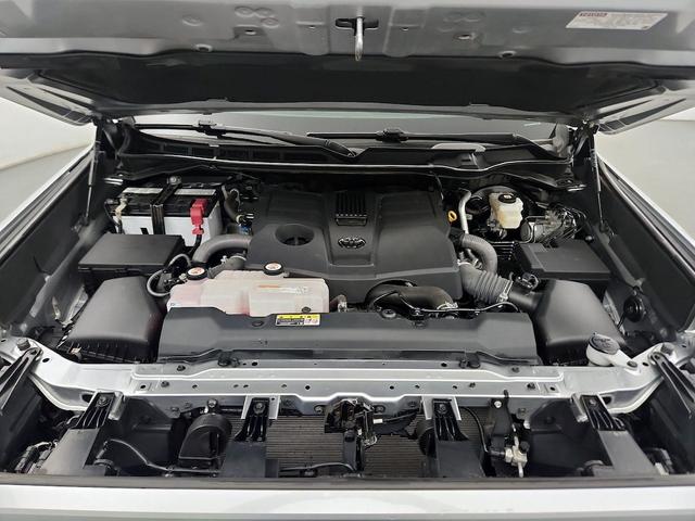 Photo of 2022 Silver Toyota Tundra