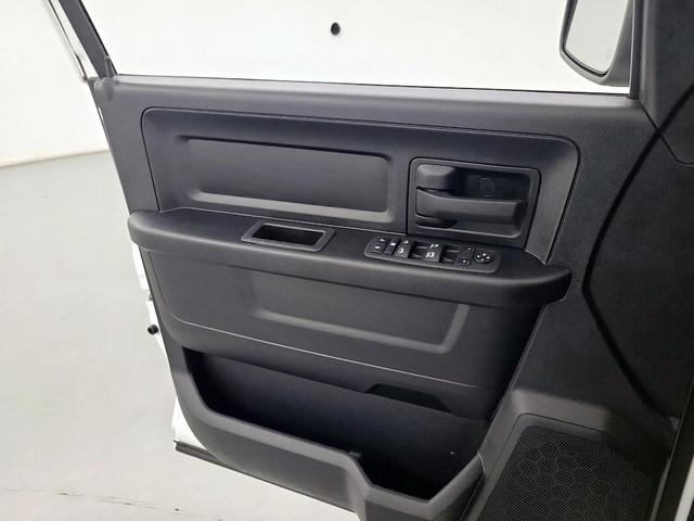 Photo of 2022 White RAM 1500 Classic