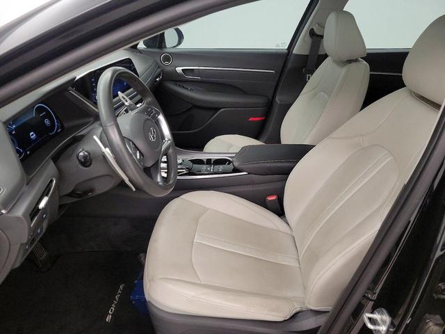 Photo of 2020 Black Hyundai SONATA