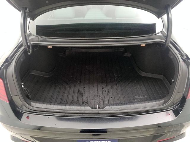 Photo of 2020 Black Hyundai SONATA