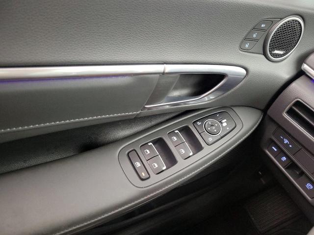 Photo of 2020 Black Hyundai SONATA