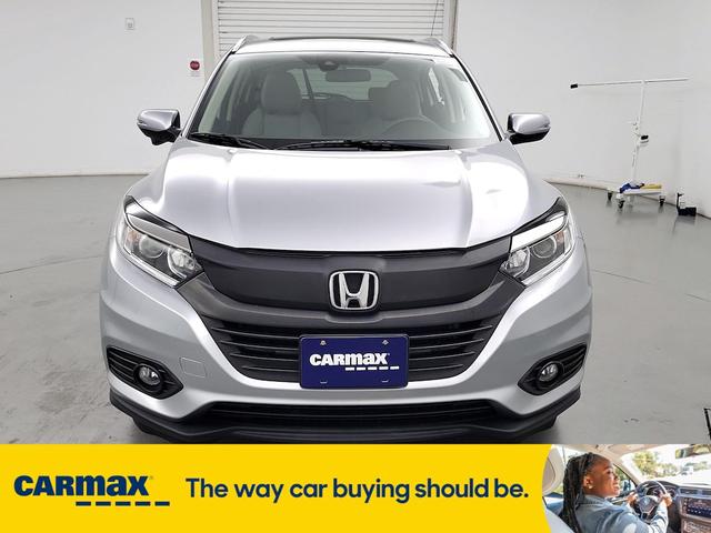 Photo of 2019 Silver Honda HR-V
