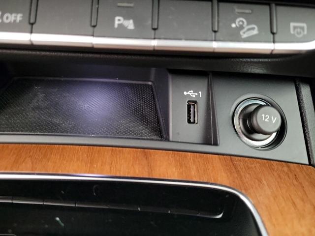 Photo of 2021 Silver Audi Q5