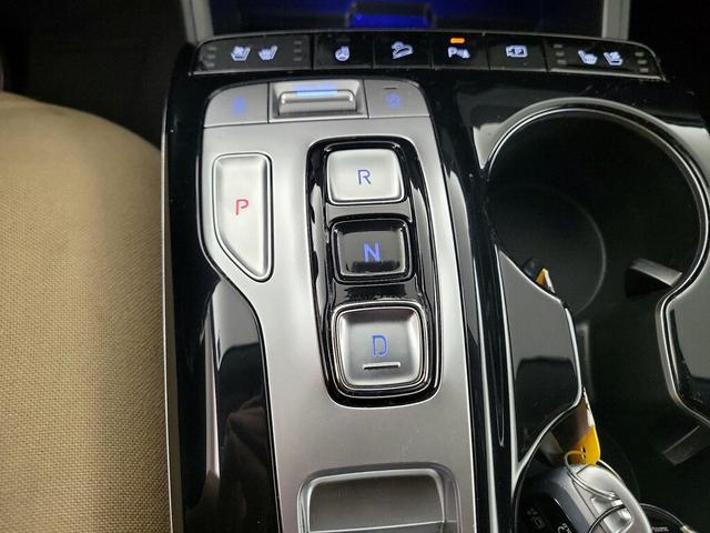 Photo of 2023 Black Hyundai TUCSON