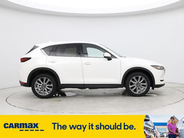 Photo of 2021 White Mazda CX-5