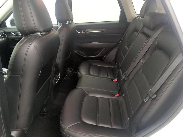Photo of 2021 White Mazda CX-5