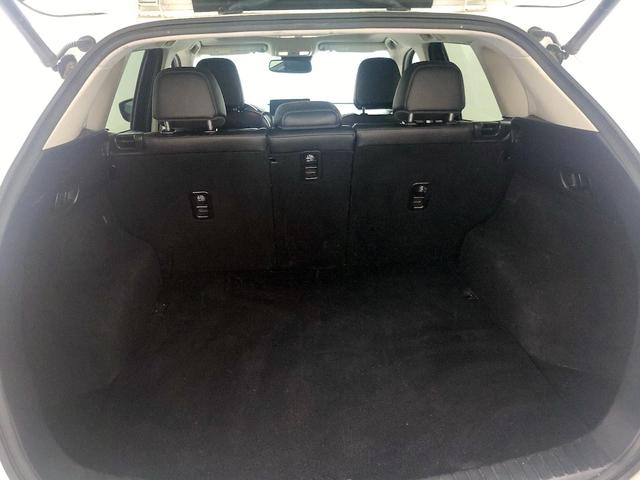 Photo of 2021 White Mazda CX-5