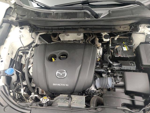 Photo of 2021 White Mazda CX-5