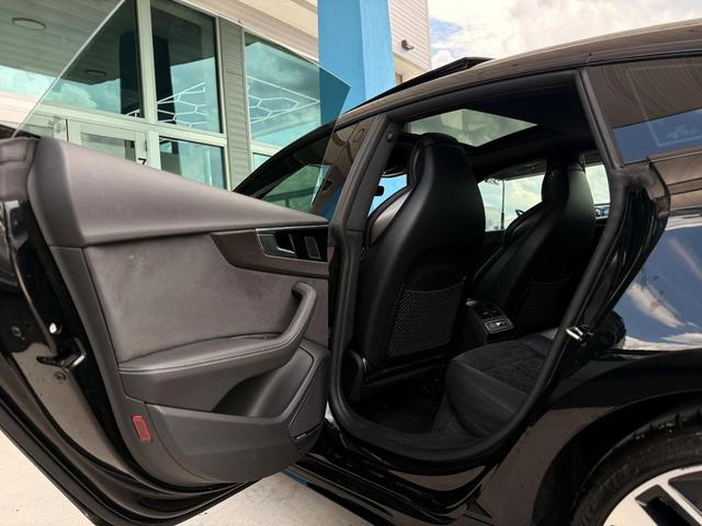 Photo of 2022 Mythos Black Metallic Audi S5