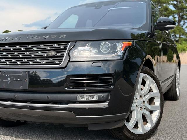 Photo of 2017 Black Land Rover Range Rover