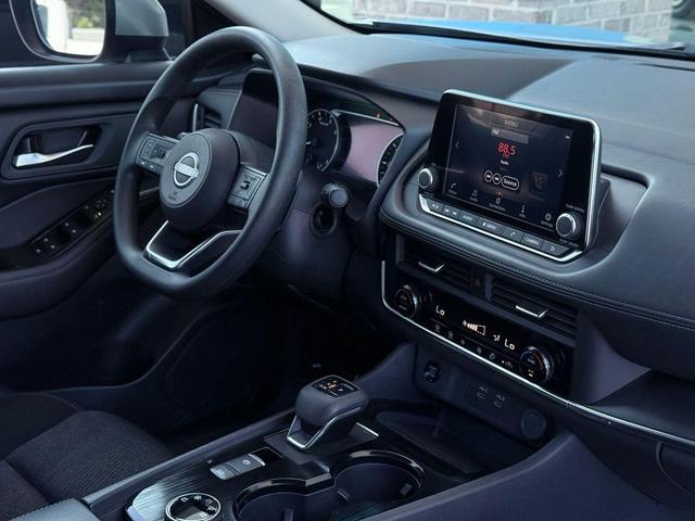 Photo of 2024 Brilliant Silver Metallic Nissan Rogue