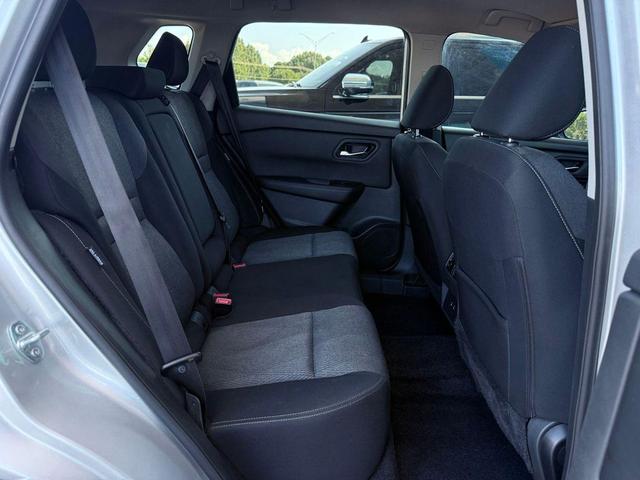Photo of 2024 Brilliant Silver Metallic Nissan Rogue