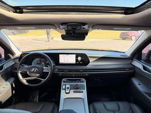 Photo of 2023 Abyss Black Pearl Hyundai PALISADE
