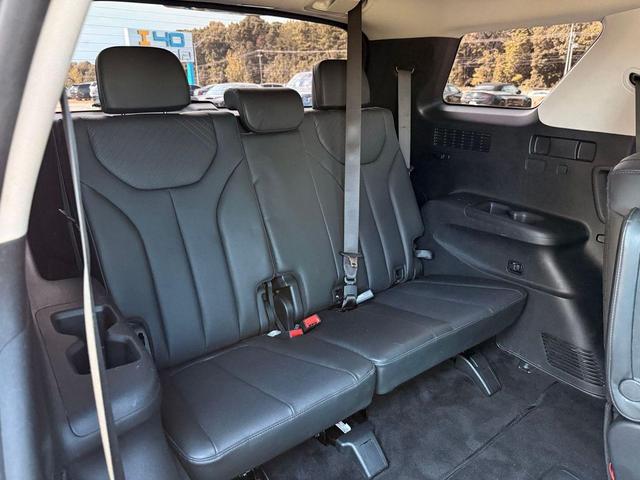 Photo of 2023 Abyss Black Pearl Hyundai PALISADE