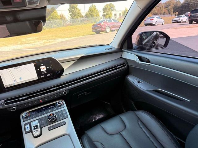 Photo of 2023 Abyss Black Pearl Hyundai PALISADE