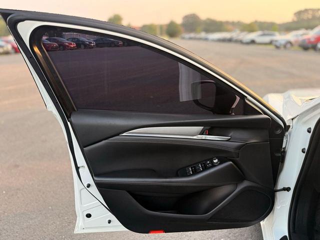 Photo of 2018 Snowflake White Pearl Mica Mazda Mazda6