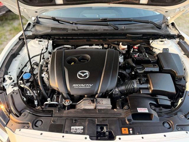 Photo of 2018 Snowflake White Pearl Mica Mazda Mazda6