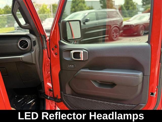 Photo of 2020 Firecracker Red Clearcoat Jeep Gladiator