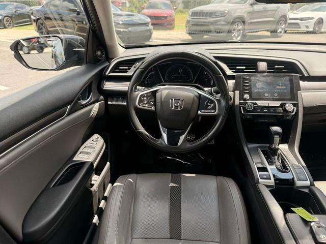 Photo of 2020 Dark Blue Honda Civic
