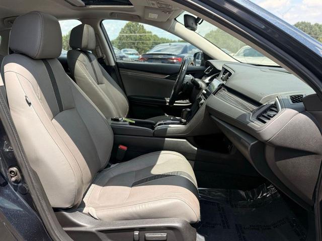 Photo of 2020 Dark Blue Honda Civic