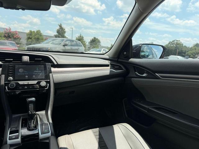 Photo of 2020 Dark Blue Honda Civic