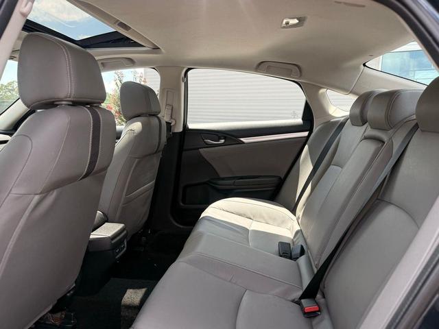 Photo of 2020 Dark Blue Honda Civic