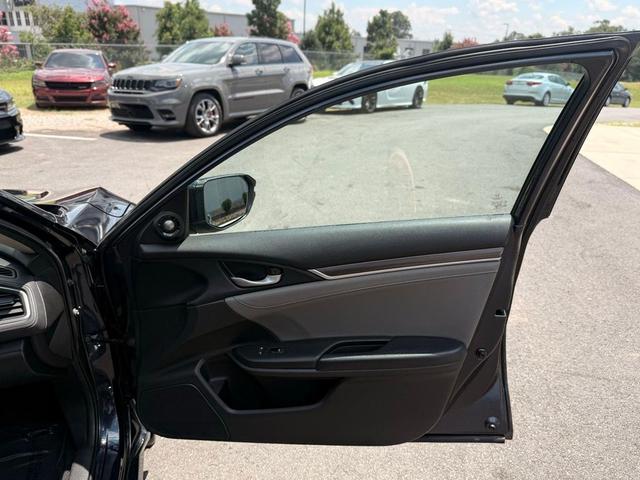 Photo of 2020 Dark Blue Honda Civic