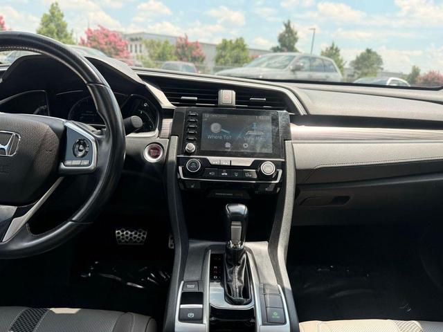 Photo of 2020 Dark Blue Honda Civic