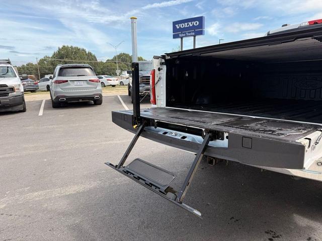 Photo of 2021 Star White Metallic Tri-Coat Ford F-150