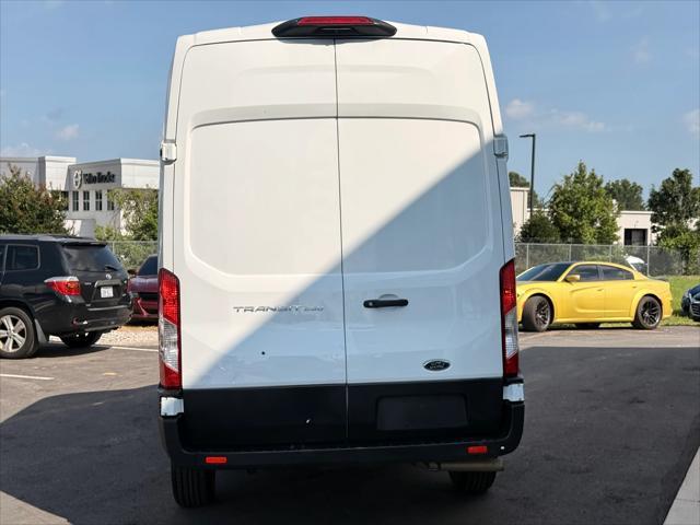 Photo of 2023 Oxford White Ford Transit-250