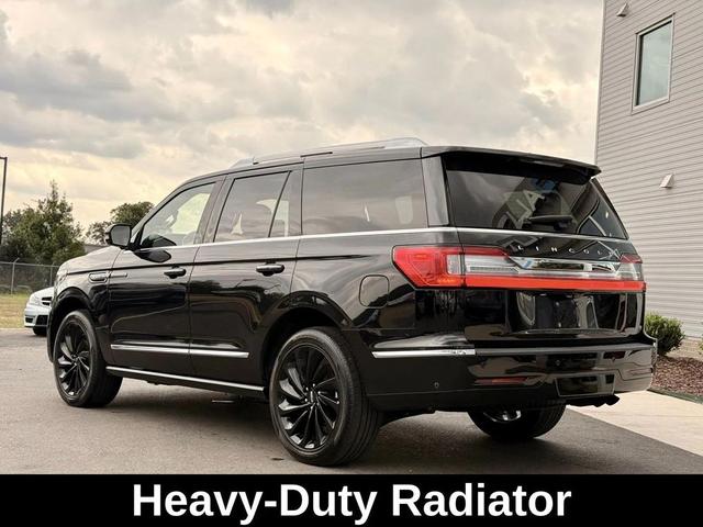 Photo of 2021 Infinite Black Lincoln Navigator