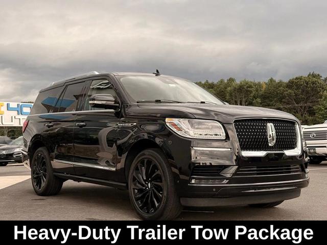 Photo of 2021 Infinite Black Lincoln Navigator
