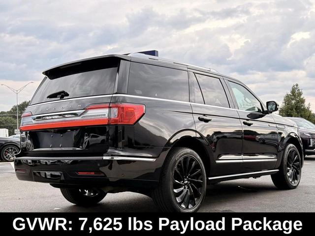 Photo of 2021 Infinite Black Lincoln Navigator