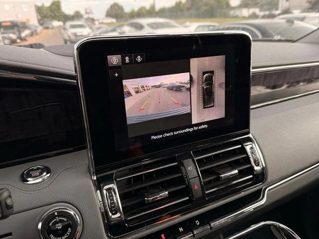 Photo of 2021 Infinite Black Lincoln Navigator