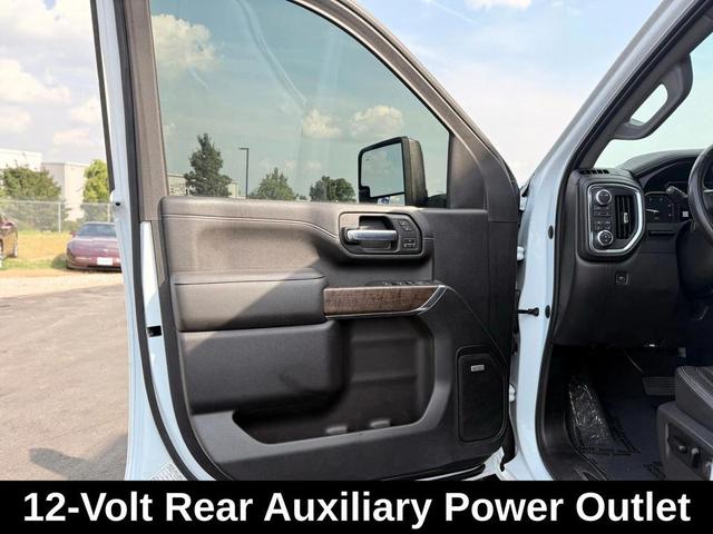 Photo of 2021 Summit White GMC Sierra 3500