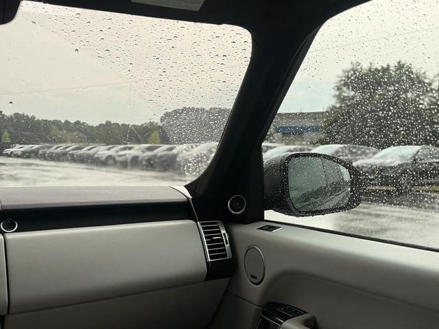 Photo of 2016 Gray Land Rover Range Rover