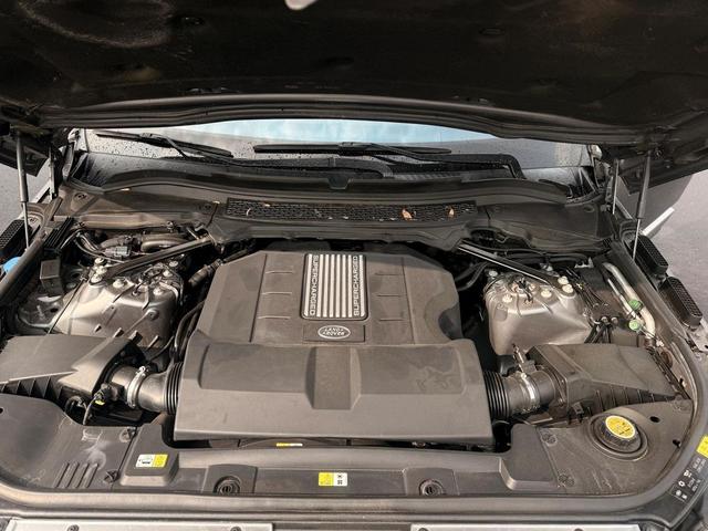 Photo of 2016 Gray Land Rover Range Rover