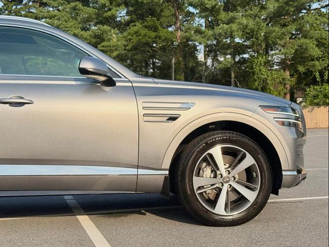 Photo of 2023 Pewter Genesis GV80