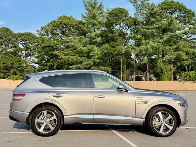 Photo of 2023 Pewter Genesis GV80