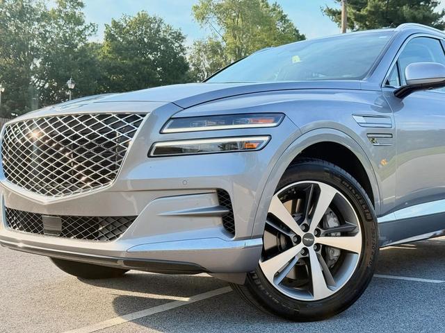 Photo of 2023 Pewter Genesis GV80
