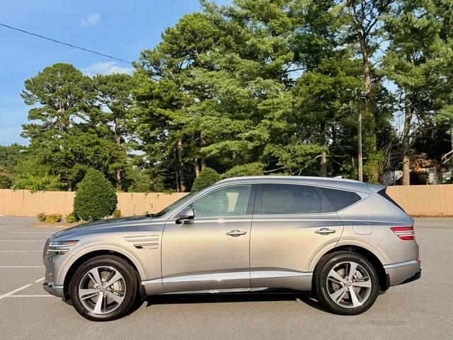 Photo of 2023 Pewter Genesis GV80