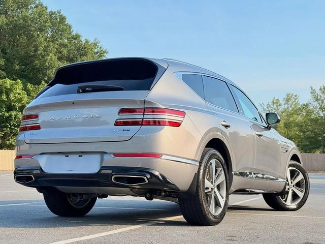 Photo of 2023 Pewter Genesis GV80