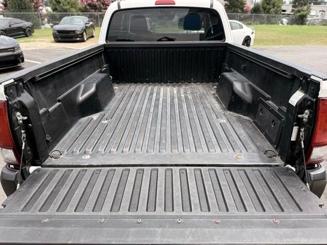 Photo of 2019 Super White Toyota Tacoma