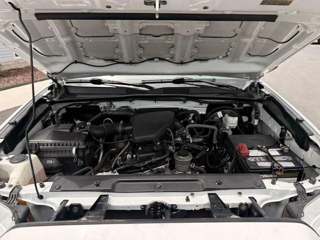 Photo of 2019 Super White Toyota Tacoma