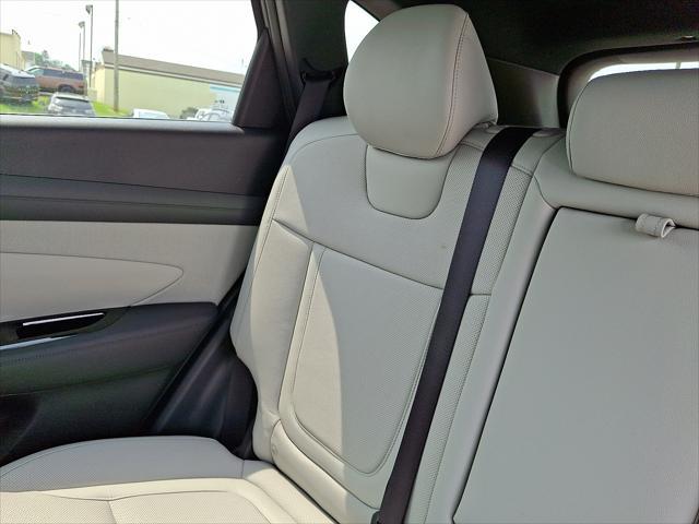 Photo of 2025 Shimmering Silver Hyundai TUCSON