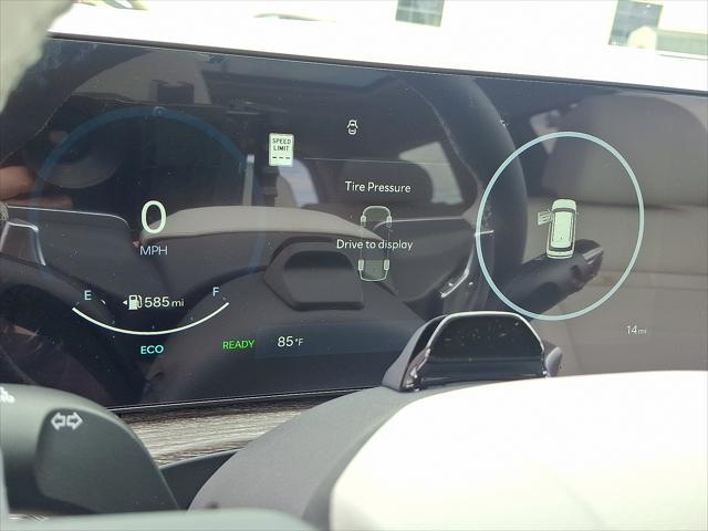 Photo of 2025 Ultimate Red Hyundai SANTA FE HEV
